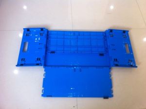 작은 플라스틱 접이식 상자