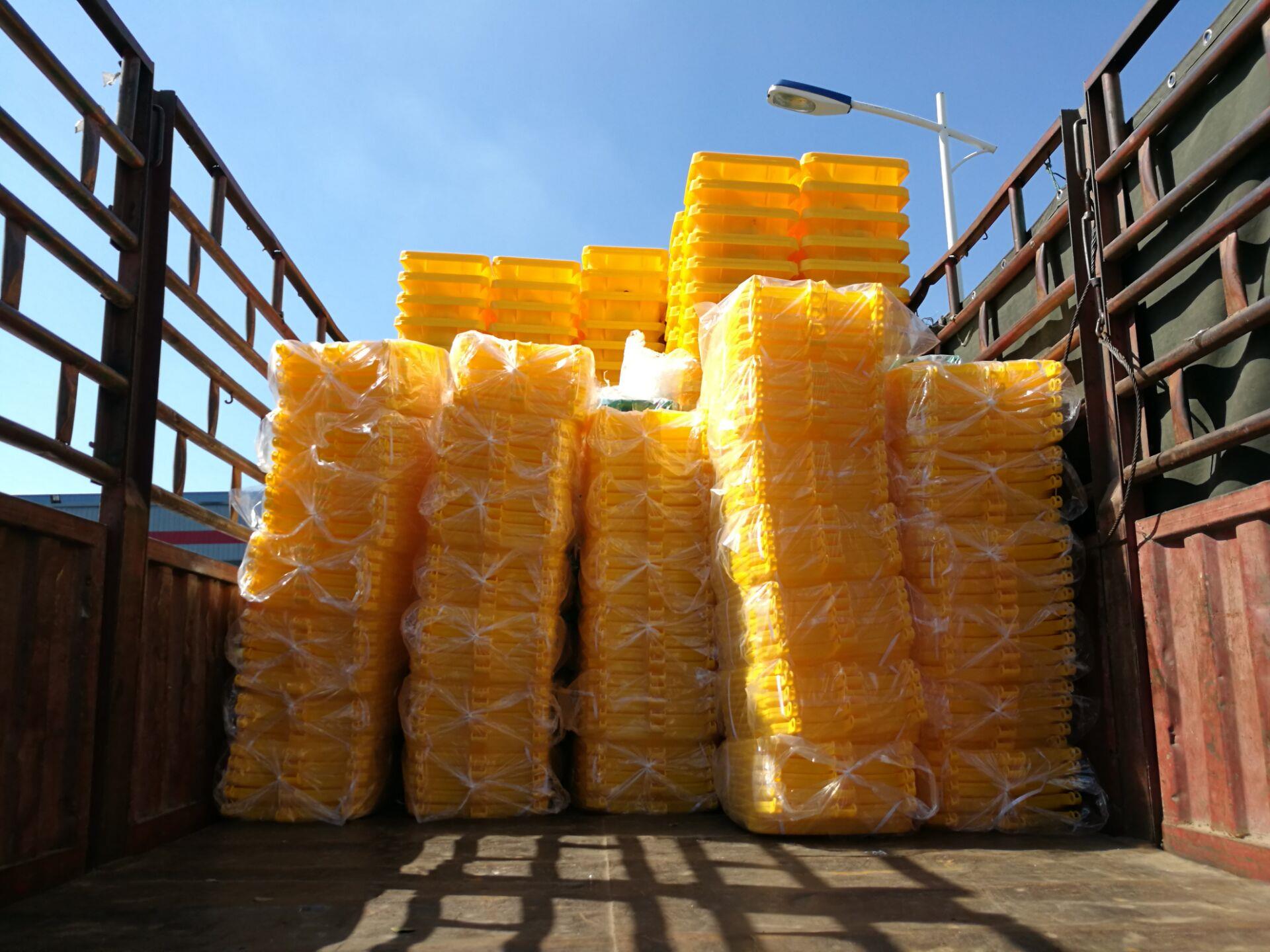 @Y10Q73~6)%2S`A05ULQ[}U